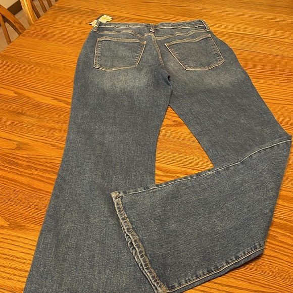 High-Rise Slim Boot Cut Jeans - Picture 5 of 5